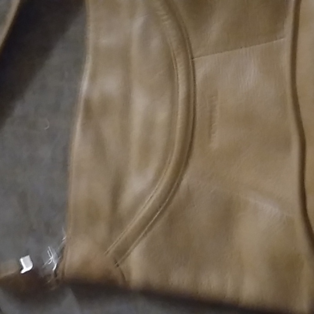 Beautiful handbag tan color